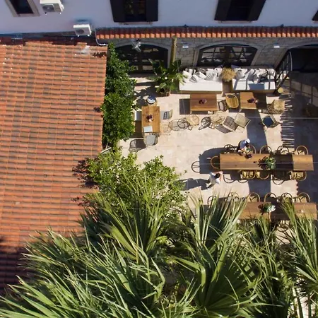 Gaia Alaçati Hotel 2*